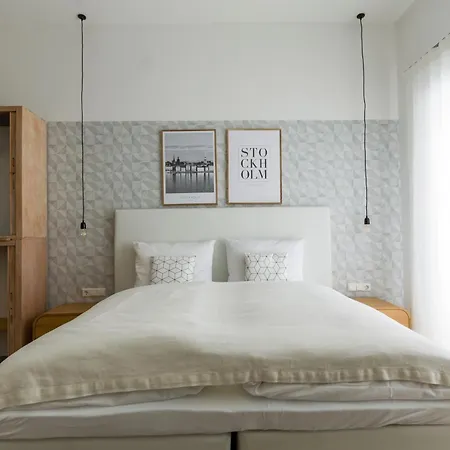 Dahlia Bed & Breakfast
