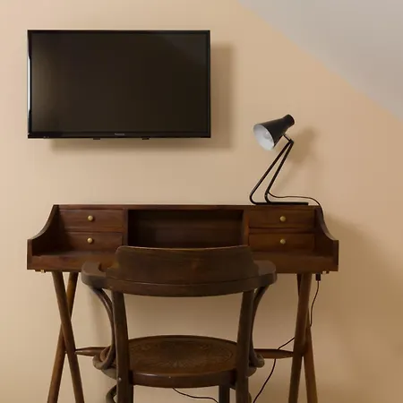 Alojamento de Acomodação e Pequeno-almoço Dahlia