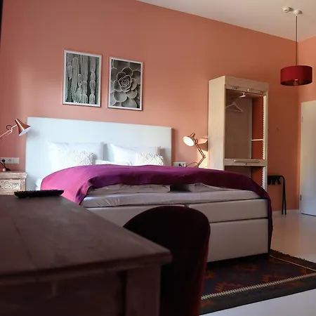 Dahlia Alojamento de Acomodação e Pequeno-almoço Backnang