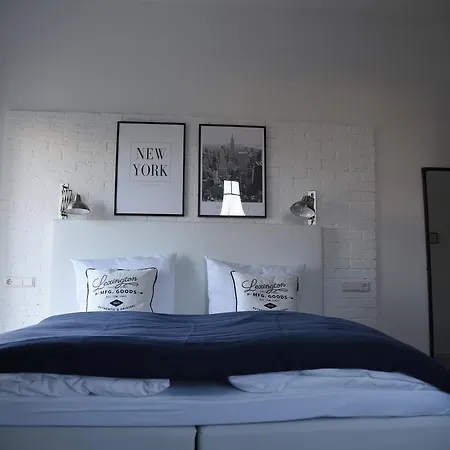 Dahlia Alojamento de Acomodação e Pequeno-almoço 3*